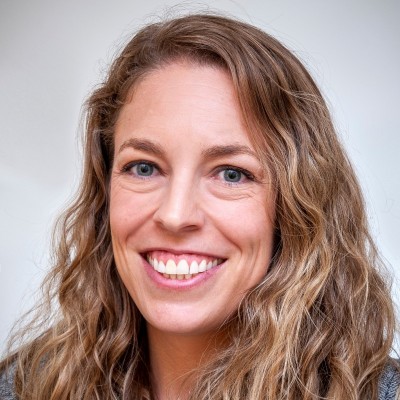Zoe Nelson